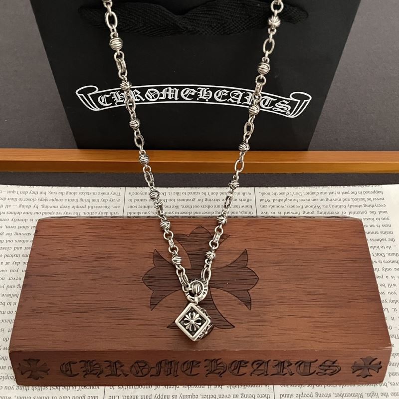 Ch**me He**ts necklaces